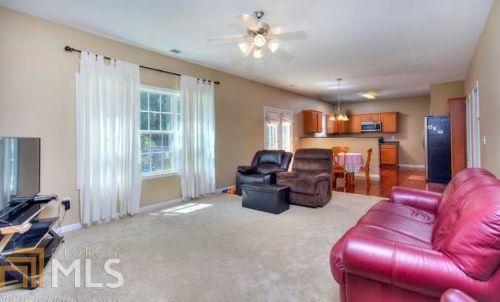 120 Melrose Creek Dr, Stockbridge GA  30281-2333 exterior