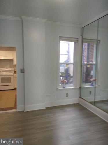 2327 Hancock St, Philadelphia PA  19133-3721 exterior