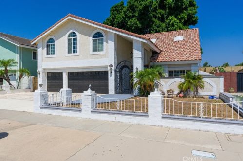 7385 Calle Granada, Anaheim CA  92808-1033 exterior