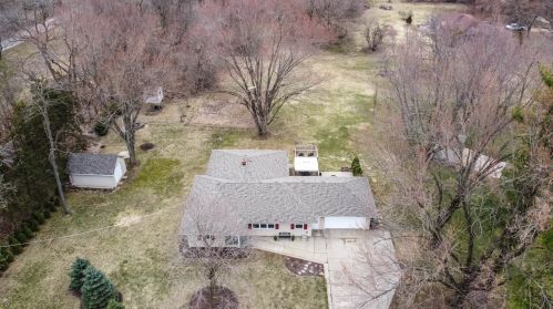 2581 New Milford School Rd, Rockford, IL 61109-4433