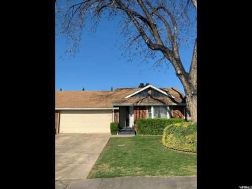 250 300, Saint George UT  84782-4109 exterior