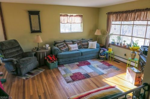 145 Shore Dr, Fredon, NJ
