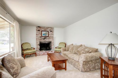 9433 Mary Ellen Way, Elk Grove, CA 95624-1910