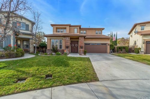34218 Forest Oaks Dr, Yucaipa, CA 92399-6924