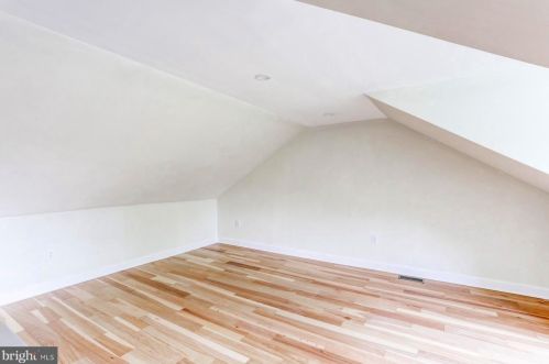 241 Elm St, Lancaster PA  17603-3445 exterior