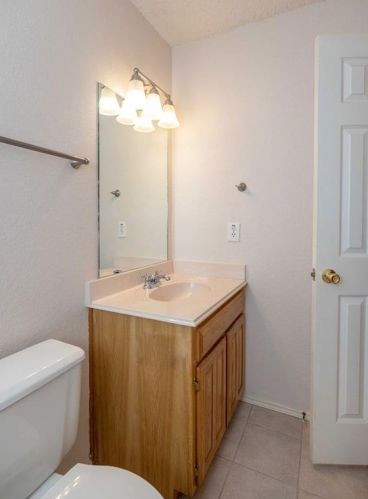 5736 Straightaway Dr, Fort Worth TX  76117-1594 exterior