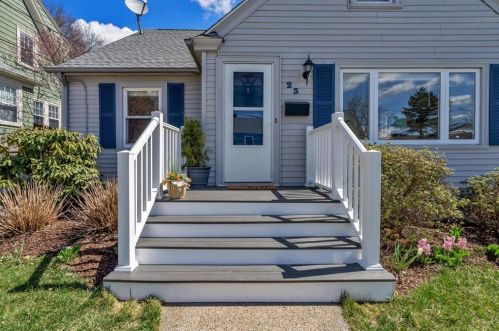 23 Haddon Hill Rd, Providence, RI 02905-1210