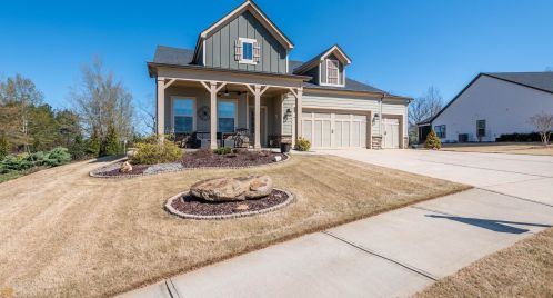 209 Longleaf Ct, Holly Springs, GA 30114-1909