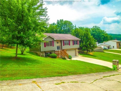 13 Upper Pinch Ests, Elkview WV  25071-9546 exterior