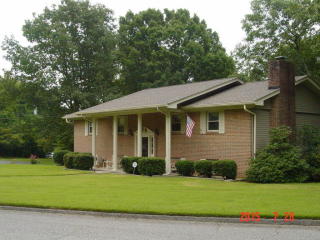 622 Timber Ridge Dr, Hixson, TN 37343-3853
