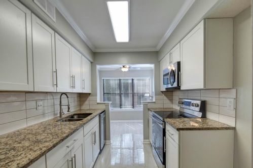 2501 Huntingdon Chase, Atlanta GA  30350-4964 exterior