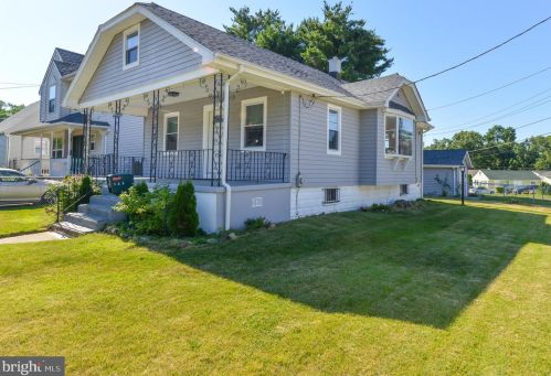 120 1st Ave, Runnemede, NJ 08078-1603