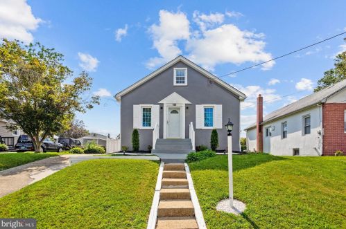 138 Rose Ave, Gloucester, NJ 08031-2130