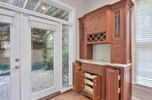 1066 Hedge Rose Ct, Atlanta GA  30324-2781 exterior