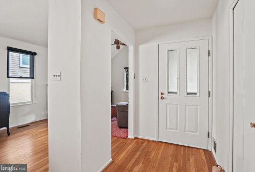 10019 Pratt Pl, Silver Spring, MD 20910-1070