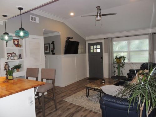 8824 Silver Creek Rd, Fort Worth TX  exterior