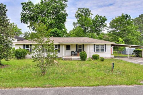 196 Parker St, Burnettown, SC 29851-2404