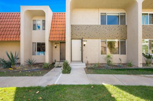 232 Via Escuela, Palm Springs, CA 92262-3061