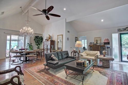 2916 Country Place Ct, Carrollton TX  75006-4709 exterior