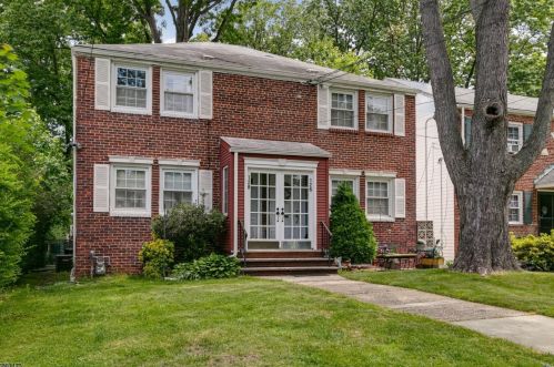 126 Gallows Hill Rd, Cranford, NJ 07016-1837