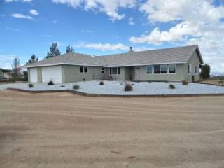 357 Nolan St, Ridgecrest, CA 93555-8719