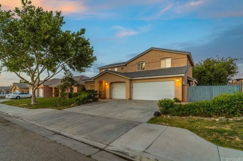 43908 21st St, Lancaster, CA 93536-8216