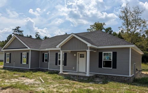 292 Tavern Ln, Statesboro, GA 30458-0162