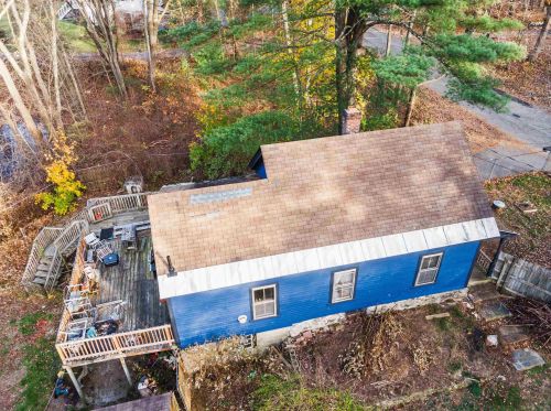 21 Beacon St, Londonderry, NH 03053-3365