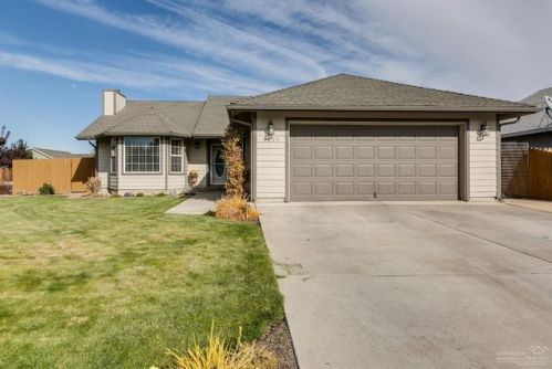 2095 Jackpine Pl, Eagle Crest, OR 97756-8444