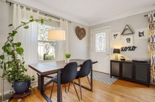 2710 2nd Ave, Saint Paul MN  55109-3320 exterior