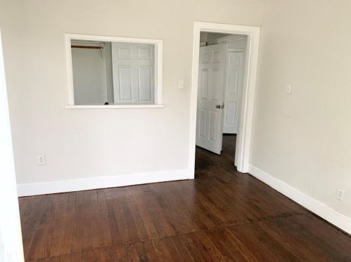 523 Mulberry St, Angleton TX  77515-4738 exterior