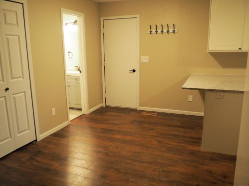 5993 Dellwood Ave, Saint Paul MN  55126-8453 exterior