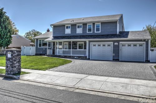 15 Augusta Ave, Edison, NJ 08820-3858