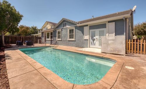 816 Samantha St, Tracy, CA 95391-1108