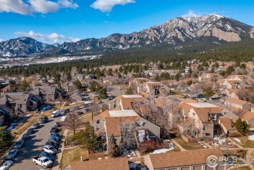 3281 Cripple Creek Trl, Boulder, CO 80305-7160