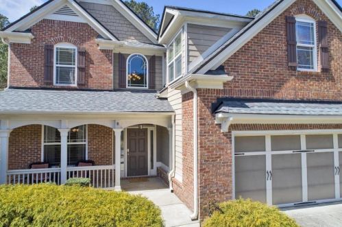 2697 Bay Crest Ln, Loganville, GA 30052-5084
