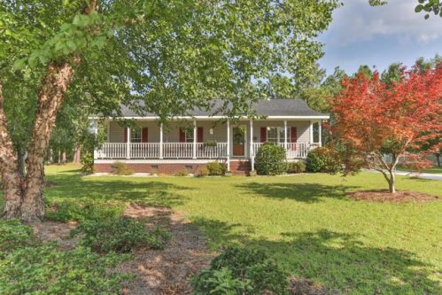 915 Austin St, Dobbins Heights, NC 28345-3003