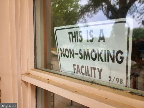 50 Valleybrook Dr, Lancaster PA  17601-4612 exterior