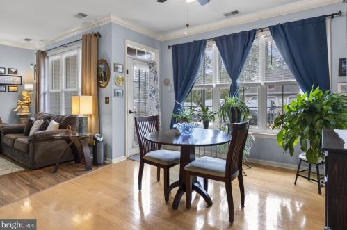 64 Kyle Way, Trenton NJ 08628-2521 exterior