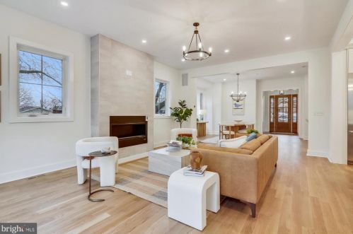 106 Geneva Ave, Silver Spring MD  20910-5105 exterior