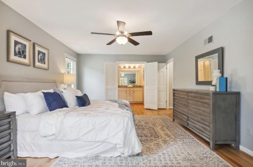 1221 Pinecrest Cir, Silver Spring MD 20910-1626 exterior