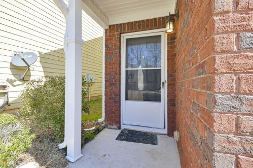 5274 Hanover St, Atlanta GA  30349-5278 exterior