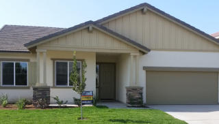 3368 Poe Ave, Clovis, CA 93619-5018