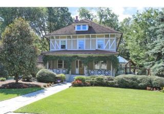 100 Hillside Ave, Metuchen, NJ 08840-1935