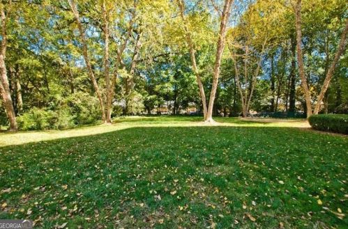 3101 Howell Mill Rd, Atlanta GA  30327-2130 exterior