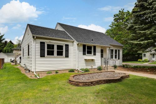 2495 13th Ave, Saint Paul MN  55109-2437 exterior