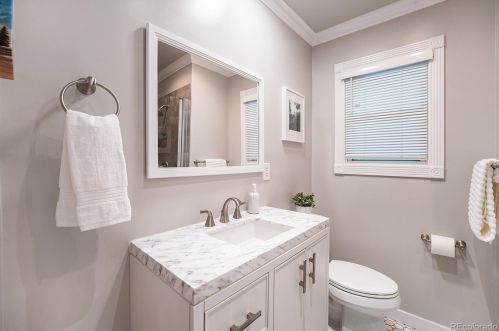 2030 Eastman Ave, Englewood CO  80113-3059 exterior