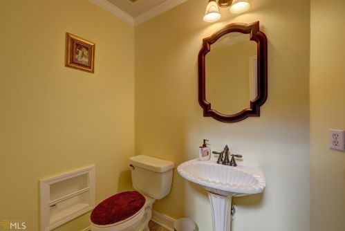 122 Arbor Cove Way, Stockbridge GA  30281-6443 exterior