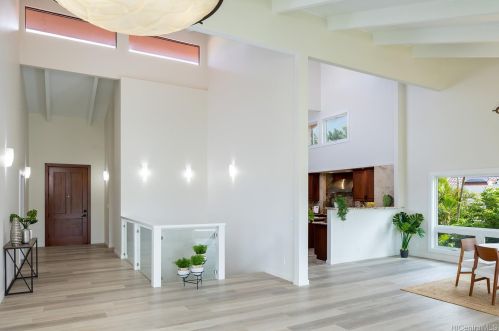 2098 Aliali Pl, Honolulu HI  96821-2601 exterior