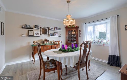 15 Rosewood Dr, Lancaster PA  17603-9329 exterior